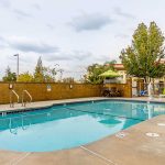 Comfort Inn & Suites Rocklin - Roseville outdoor pool and chair lift